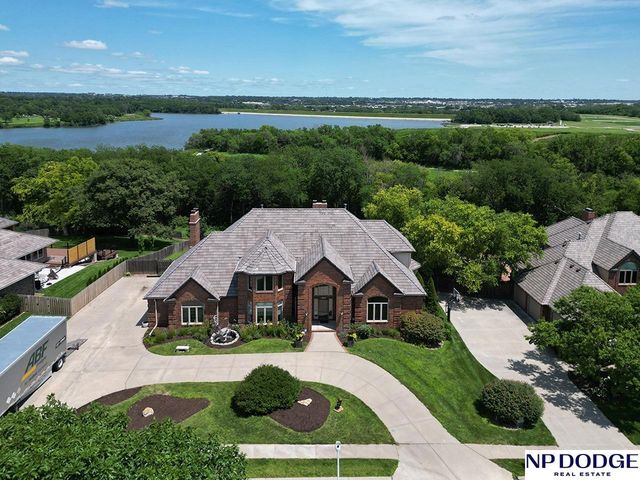 4535 S 162 Avenue, Omaha, NE 68135