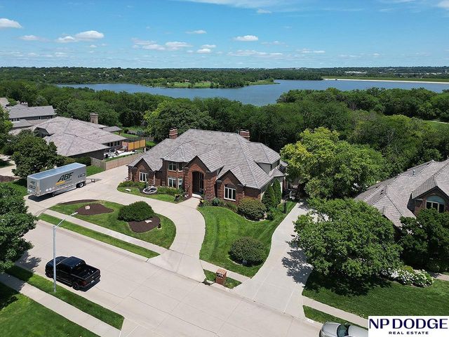 4535 S 162 Avenue, Omaha, NE 68135