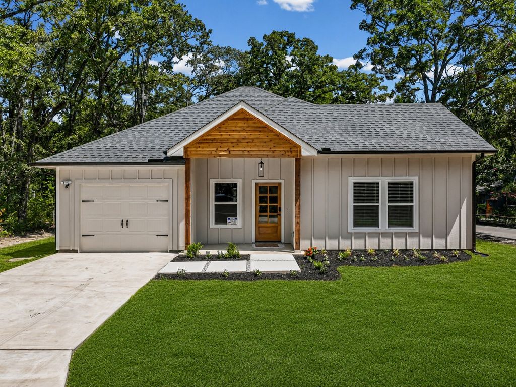 113 Nina Street, Mabank, TX 75156