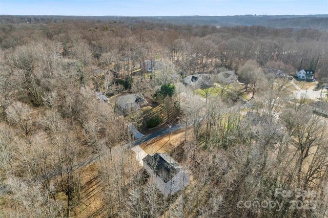 112 Springfield Road, Statesville, NC 28625