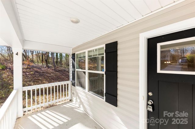 112 Springfield Road, Statesville, NC 28625