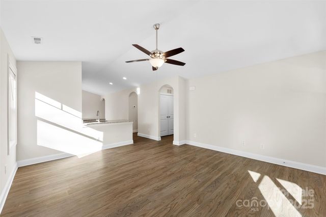 112 Springfield Road, Statesville, NC 28625