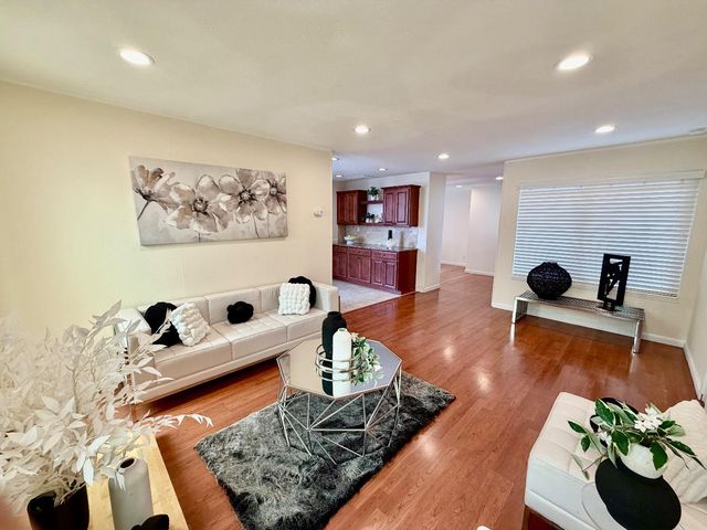 5988 Indian Avenue, San Jose, CA 95123