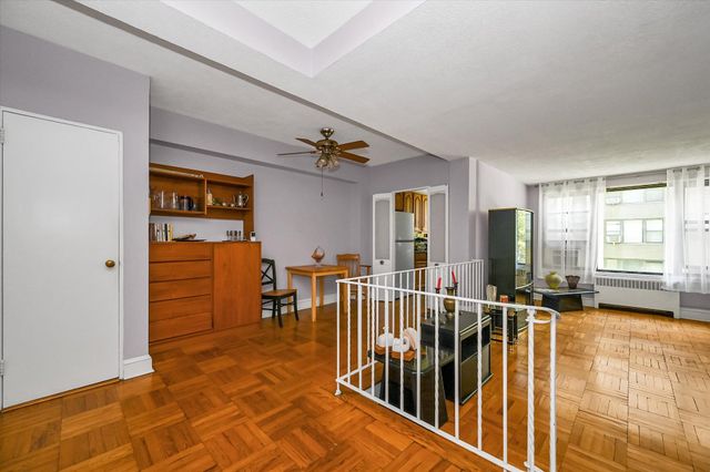 98-51 64 Avenue 2C, Rego Park, NY 11374