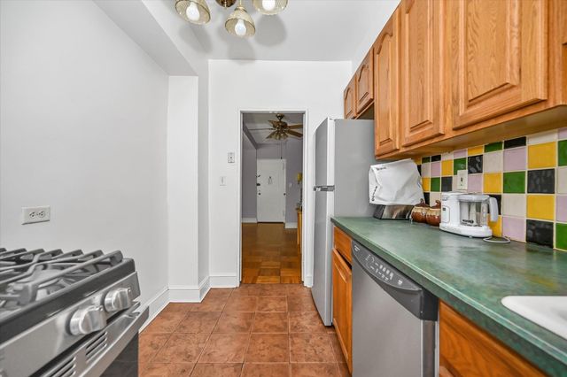 98-51 64 Avenue 2C, Rego Park, NY 11374