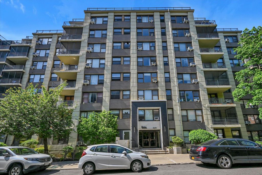 98-51 64 Avenue 2C, Rego Park, NY 11374