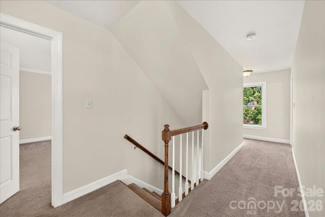 6912 Foxglove Drive, Charlotte, NC 28226