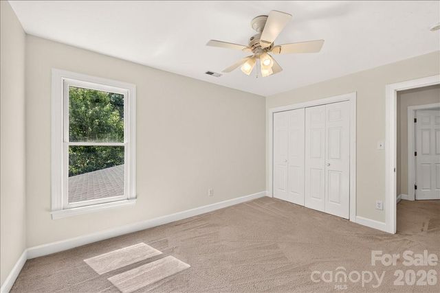 6912 Foxglove Drive, Charlotte, NC 28226