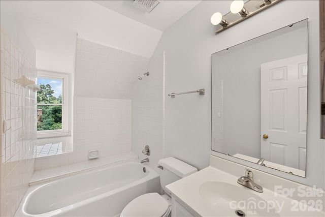 6912 Foxglove Drive, Charlotte, NC 28226