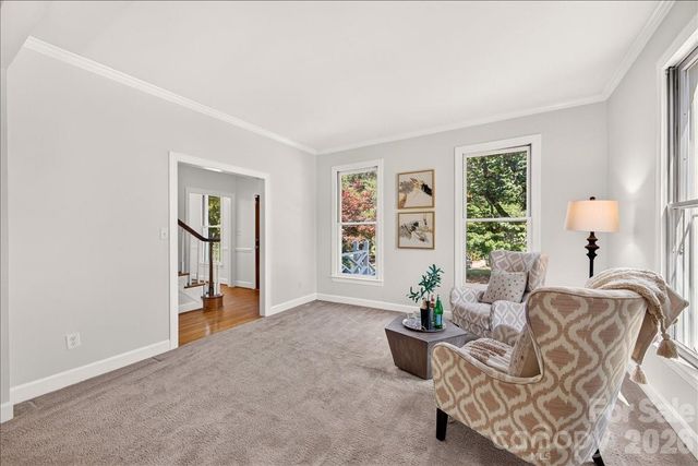6912 Foxglove Drive, Charlotte, NC 28226