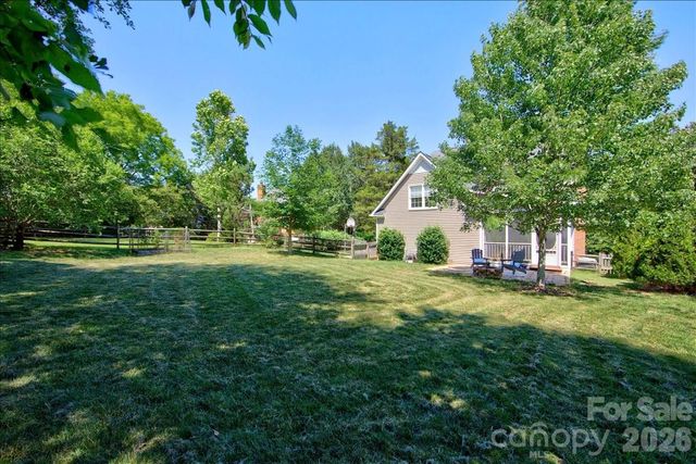6912 Foxglove Drive, Charlotte, NC 28226