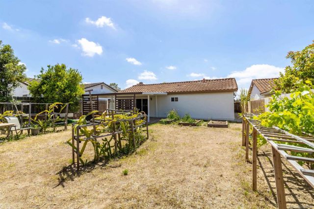 10385 Cheviot Ct, San Diego, CA 92126