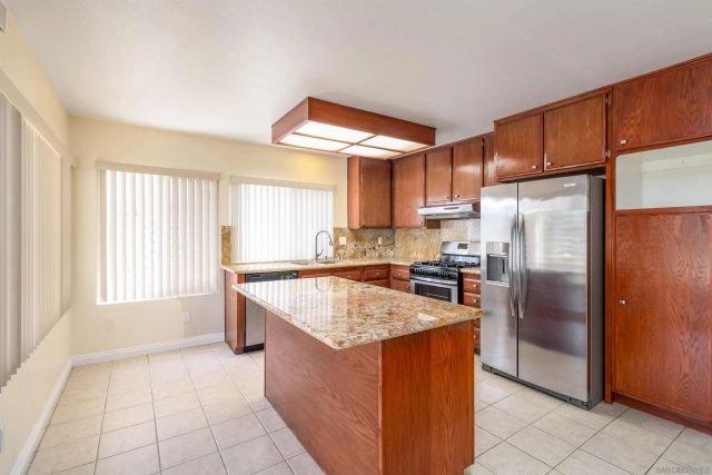 10385 Cheviot Ct, San Diego, CA 92126