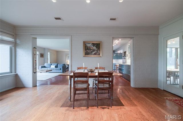 5 Stacy Drive, Olivette, MO 63132