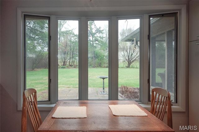 5 Stacy Drive, Olivette, MO 63132