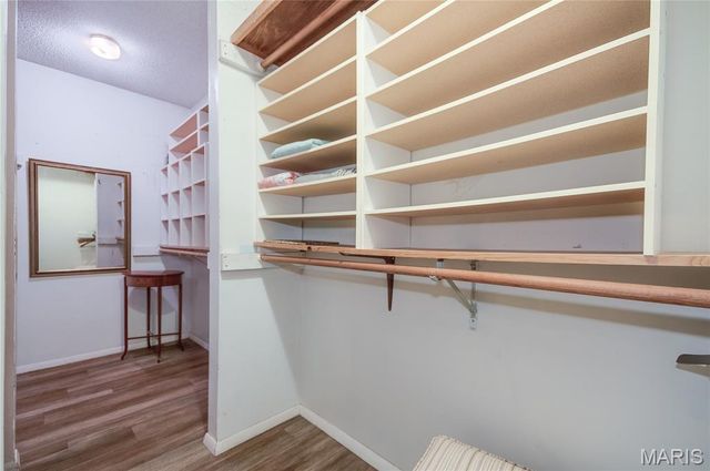 5 Stacy Drive, Olivette, MO 63132