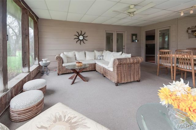 5 Stacy Drive, Olivette, MO 63132