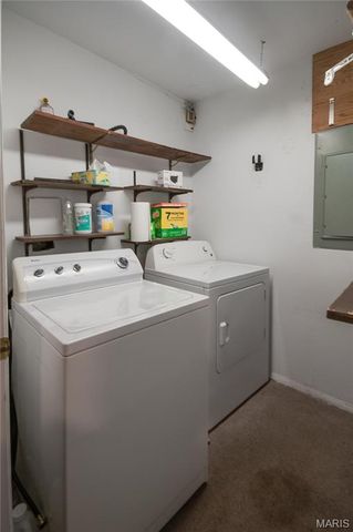 5 Stacy Drive, Olivette, MO 63132