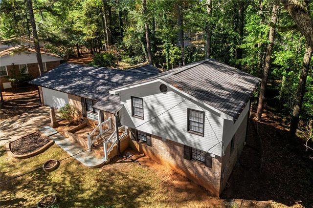 3666 Stanford Circle, Decatur, GA 30034