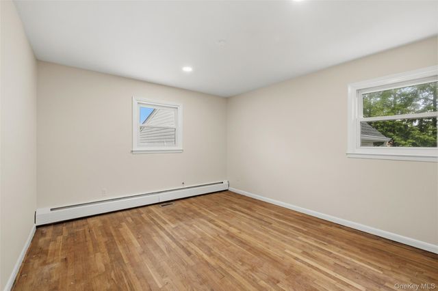 4146 new york Avenue, Island Park, NY 11558