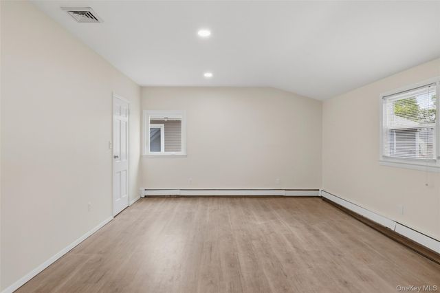 4146 new york Avenue, Island Park, NY 11558