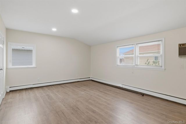 4146 new york Avenue, Island Park, NY 11558