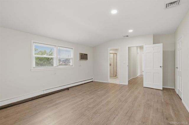 4146 new york Avenue, Island Park, NY 11558