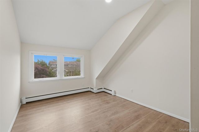 4146 new york Avenue, Island Park, NY 11558