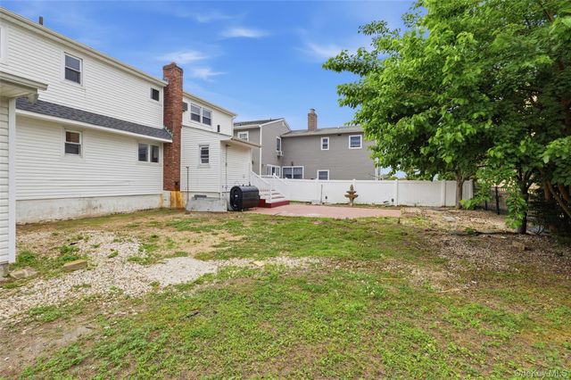 4146 new york Avenue, Island Park, NY 11558