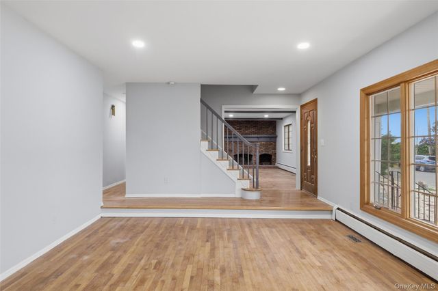 4146 new york Avenue, Island Park, NY 11558