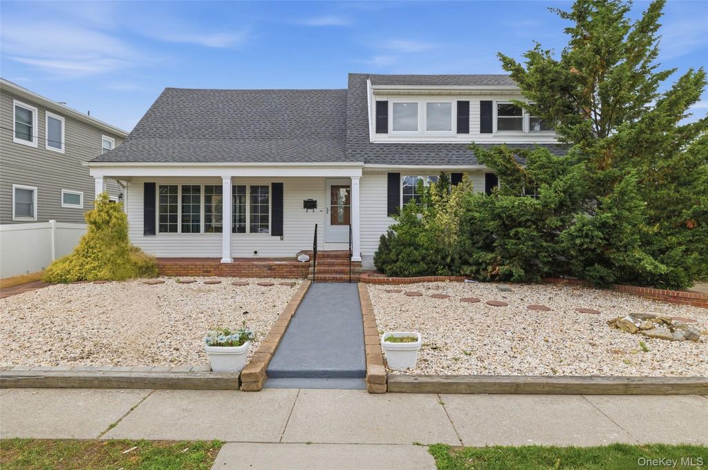 4146 new york Avenue, Island Park, NY 11558