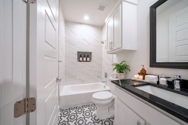 3105 Crossman Avenue, Dallas, TX 75212