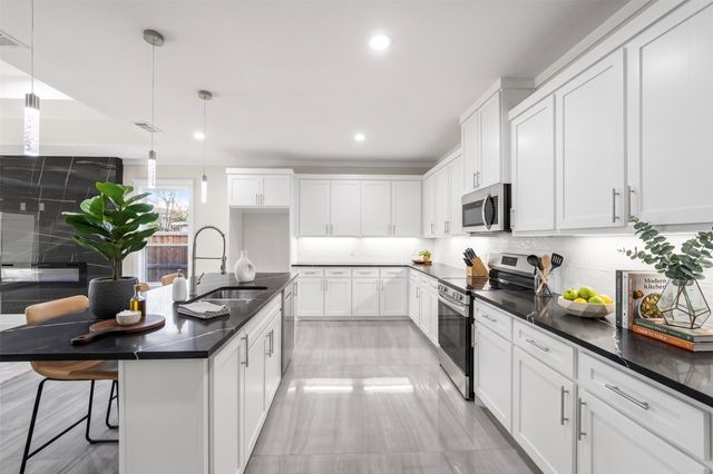 3105 Crossman Avenue, Dallas, TX 75212