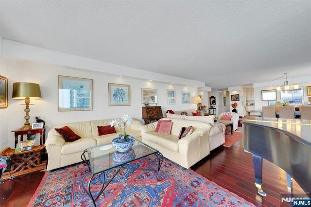 1530 Palisade Avenue 10F, Fort Lee, NJ 07024