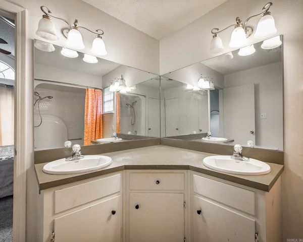 1809 Applewood Cove Street, Beebe, AR 72012