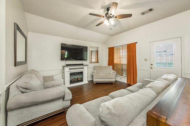 1809 Applewood Cove Street, Beebe, AR 72012