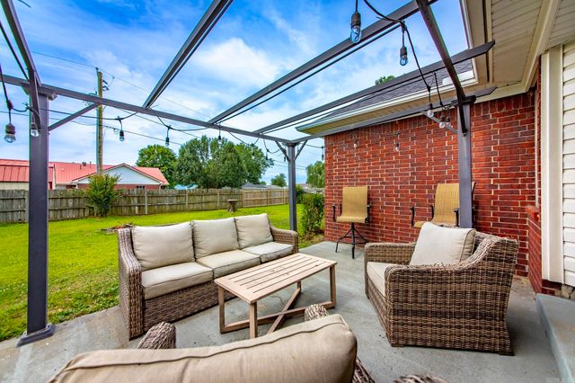 1809 Applewood Cove Street, Beebe, AR 72012