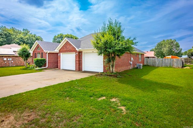 1809 Applewood Cove Street, Beebe, AR 72012