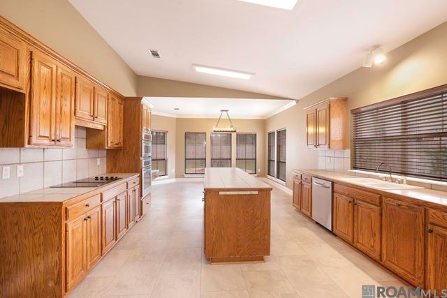 6234 Krista Ln, Baton Rouge, LA 70808