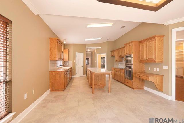 6234 Krista Ln, Baton Rouge, LA 70808