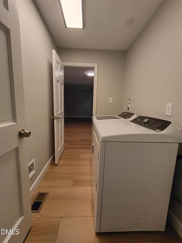 101 Flora Mcdonald Lane, Cary, NC 27511