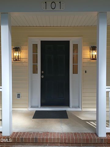101 Flora Mcdonald Lane, Cary, NC 27511