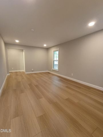 101 Flora Mcdonald Lane, Cary, NC 27511