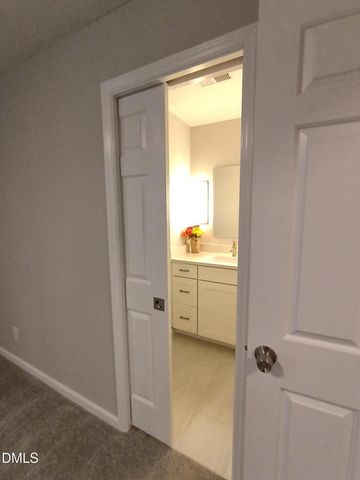 101 Flora Mcdonald Lane, Cary, NC 27511