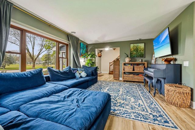 2750 Park DRIVE, Wauwatosa, WI 53222