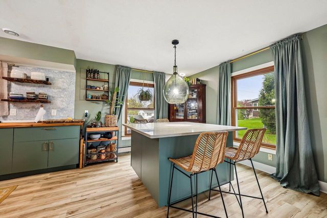 2750 Park DRIVE, Wauwatosa, WI 53222