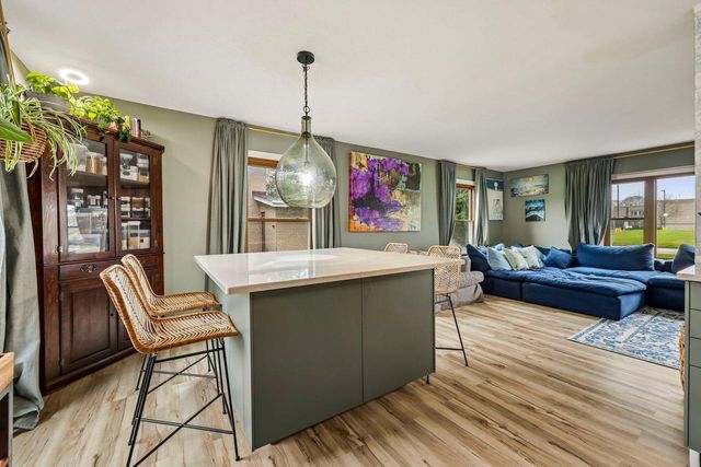 2750 Park DRIVE, Wauwatosa, WI 53222