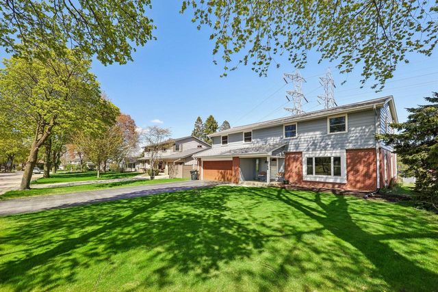 2750 Park DRIVE, Wauwatosa, WI 53222