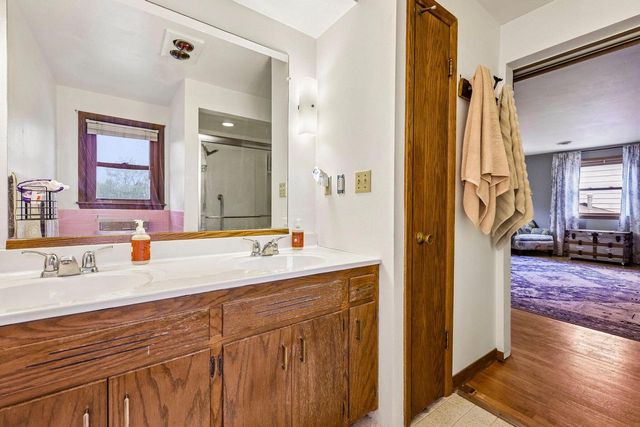 2750 Park DRIVE, Wauwatosa, WI 53222