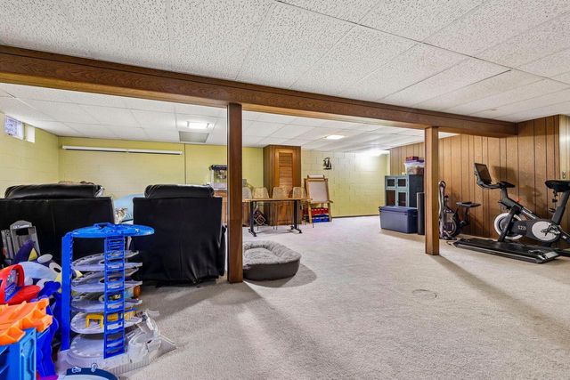 2750 Park DRIVE, Wauwatosa, WI 53222